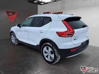 2022 Volvo XC40 *MOMEMTUM CUIR AWD* in Riviere-du-Loup, Quebec - 4 - w320h240px