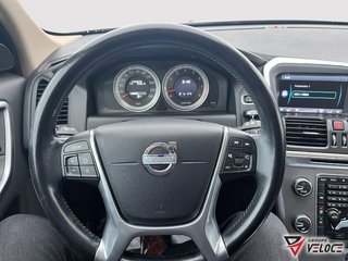 2012 Volvo XC60 *V6, AWD, CUIR* in Riviere-du-Loup, Quebec - 6 - w320h240px