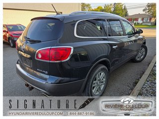 Buick Enclave BASE,AWD,7 PASSAGERS 2012 à Riviere-Du-Loup, Québec - 5 - w320h240px