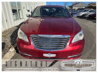 2013 Chrysler 200 LIMITED,AUTOMATIQUE in Riviere-Du-Loup, Quebec - 3 - w320h240px