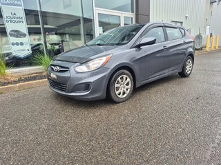2012 Hyundai Accent L, AUTOMATIQUE in Riviere-Du-Loup, Quebec - 2 - w320h240px