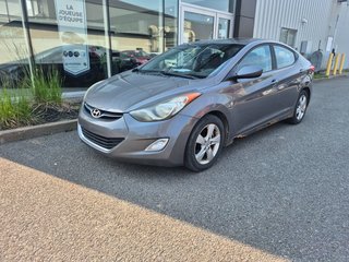 2011 Hyundai Elantra GLS,AC in Riviere-Du-Loup, Quebec - 2 - w320h240px