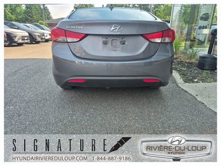 2011 Hyundai Elantra GLS,AC in Riviere-Du-Loup, Quebec - 6 - w320h240px