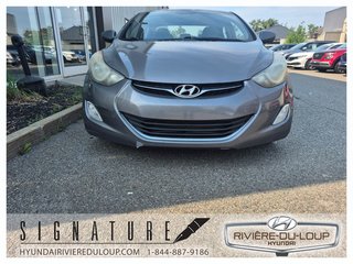 2011 Hyundai Elantra GLS,AC in Riviere-Du-Loup, Quebec - 4 - w320h240px
