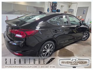 Hyundai Elantra PREFERRED,SIEGES CHAUFFANT 2020 à Riviere-Du-Loup, Québec - 5 - w320h240px