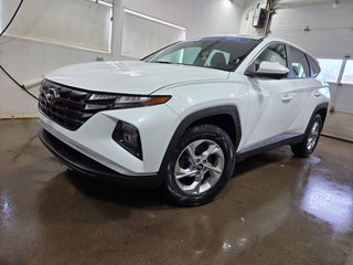 Hyundai Tucson ESSANTIEL,AWD,A/C,CRUISE,SIEGES CHAUFFANT 2022 à Riviere-Du-Loup, Québec - 2 - w320h240px