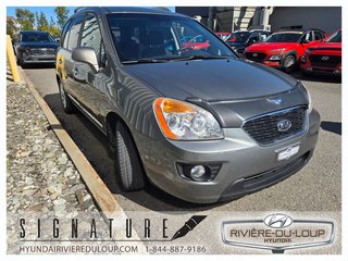 2011 Kia Rondo EX PREMIUM in Riviere-Du-Loup, Quebec - 4 - w320h240px