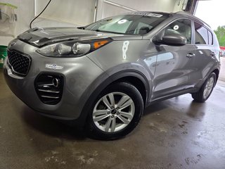 Kia Sportage LX,AWD,A/C,CRUISE, 2018 à Riviere-Du-Loup, Québec - 2 - w320h240px