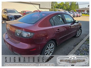 2008 Mazda 3 in Riviere-Du-Loup, Quebec - 5 - w320h240px