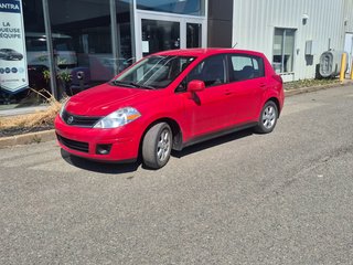 2010 Nissan Versa 1.8 SL in Riviere-Du-Loup, Quebec - 2 - w320h240px