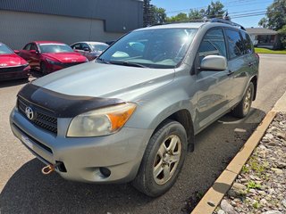 Toyota RAV4 BASE,AWD, 2008 à Riviere-Du-Loup, Québec - 2 - w320h240px