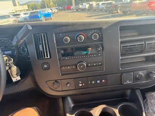 GMC SAVANA CUTAWAY 4500 WT DRW 177'' 2023 à Cowansville, Québec - 6 - w320h240px