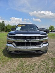 2019 Chevrolet Silverado 1500 LD LT in Cowansville, Quebec - 2 - w320h240px