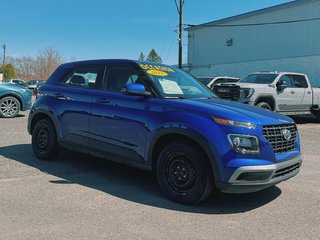Hyundai Venue Essential 2022 à Cowansville, Québec - 4 - w320h240px