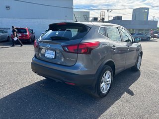 2019  Qashqai SV - AWD - Toit Ouvarant - Camera - Wow!! in Cowansville, Quebec - 6 - w320h240px