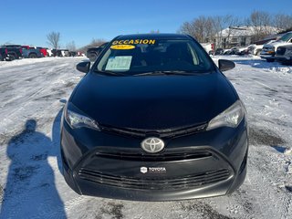 2017 Toyota Corolla CE in Cowansville, Quebec - 2 - w320h240px