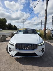 Volvo XC60 Recharge Inscription Expression 2022 à Cowansville, Québec - 2 - w320h240px