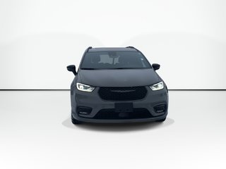 2025 Chrysler Pacifica in Antigonish, Nova Scotia - 3 - w320h240px