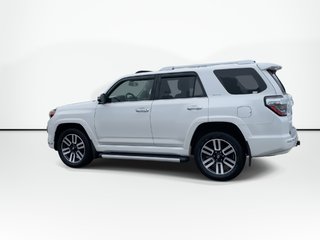 Toyota 4RUNNER SR5 | 4WD | V6 | Bluetooth 2018 à Saint John, Nouveau-Brunswick - 6 - w320h240px