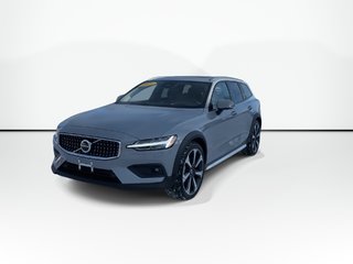 2025 Volvo V60 CROSS COUNTRY ULTRA in Saint John, New Brunswick - 4 - w320h240px