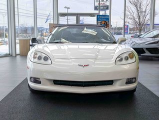2010 Chevrolet Corvette 3LT Convertible Bas kilométrage in Sherbrooke, Quebec - 2 - w320h240px