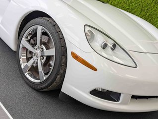 2010 Chevrolet Corvette 3LT Convertible Bas kilométrage in Sherbrooke, Quebec - 4 - w320h240px