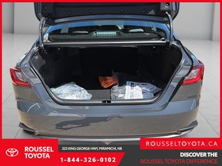 Toyota Camry Hybrid SE Upgrade AWD 2026 à Miramichi, Nouveau-Brunswick - 5 - w320h240px