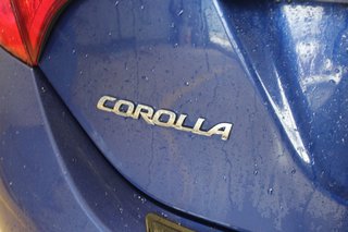 2017  Corolla SE in Miramichi, New Brunswick - 6 - w320h240px