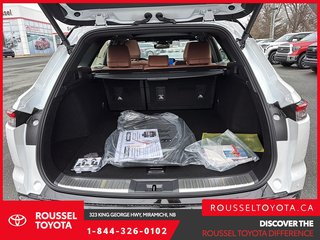 2026 Toyota Crown Signia Limited in Miramichi, New Brunswick - 6 - w320h240px