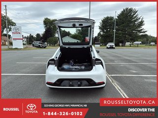 Toyota Prius Plug-in Hybrid XSE 2025 à Miramichi, Nouveau-Brunswick - 6 - w320h240px
