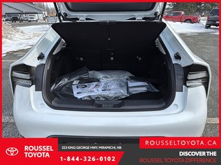 2026 Toyota Prius Plug-in Hybrid SE in Miramichi, New Brunswick - 6 - w320h240px