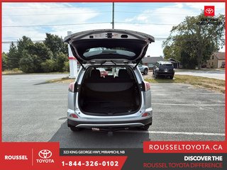 2016 Toyota RAV4 Hybrid XLE in Miramichi, New Brunswick - 6 - w320h240px