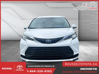 Toyota Sienna LE FWD 2022 à Miramichi, Nouveau-Brunswick - 3 - w320h240px