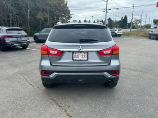 2019 Mitsubishi RVR SE