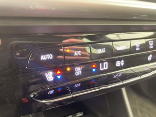 Chevrolet BOLT EUV  2023 à St-Jérôme, Québec - 14 - w320h240px