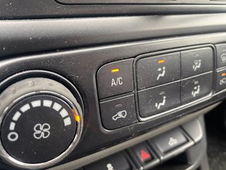 Chevrolet Colorado  2018 à St-Jérôme, Québec - 13 - w320h240px
