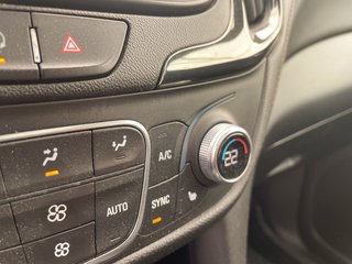 2022 Chevrolet Equinox in St-Jérôme, Quebec - 18 - w320h240px