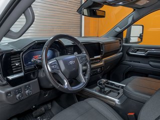 2023 Chevrolet Silverado 1500 in St-Jérôme, Quebec - 2 - w320h240px