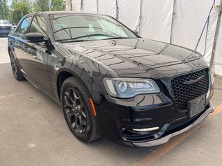 Chrysler 300  2022 à St-Jérôme, Québec - 12 - w320h240px