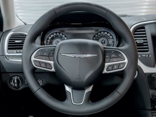 Chrysler 300  2023 à St-Jérôme, Québec - 15 - w320h240px