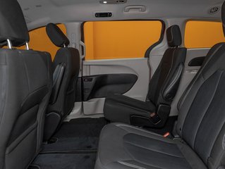 Chrysler Grand Caravan  2022 à St-Jérôme, Québec - 28 - w320h240px