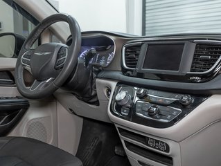 Chrysler Grand Caravan  2022 à St-Jérôme, Québec - 27 - w320h240px