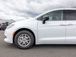 2024 Chrysler Grand Caravan in St-Jérôme, Quebec - 35 - w320h240px