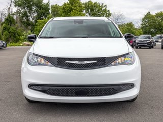 Chrysler Grand Caravan  2024 à St-Jérôme, Québec - 2 - w320h240px