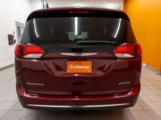 Chrysler Pacifica  2017 à St-Jérôme, Québec - 8 - w320h240px