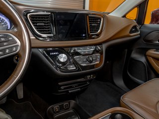 Chrysler Pacifica  2017 à St-Jérôme, Québec - 22 - w320h240px