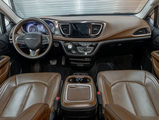 2018 Chrysler Pacifica in St-Jérôme, Quebec - 12 - w320h240px
