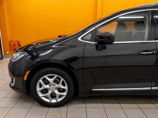 Chrysler Pacifica  2018 à St-Jérôme, Québec - 41 - w320h240px