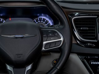 Chrysler Pacifica  2018 à St-Jérôme, Québec - 16 - w320h240px