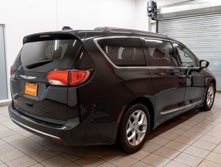 Chrysler Pacifica  2018 à St-Jérôme, Québec - 9 - w320h240px